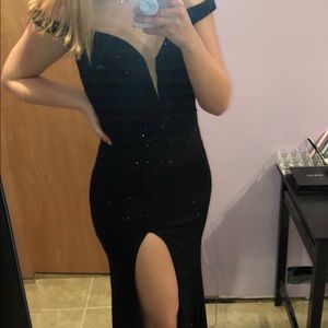 Spring 2019 Ellie Wilde prom dress, size 8
